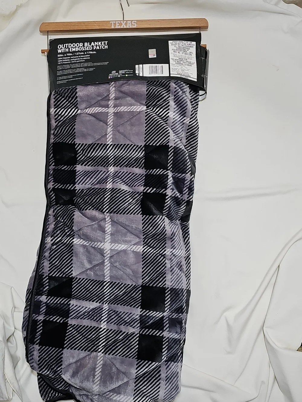 Texas Long Horn Hook'em Horns Men's Outdoor Blanket - Black & Gray Plaid